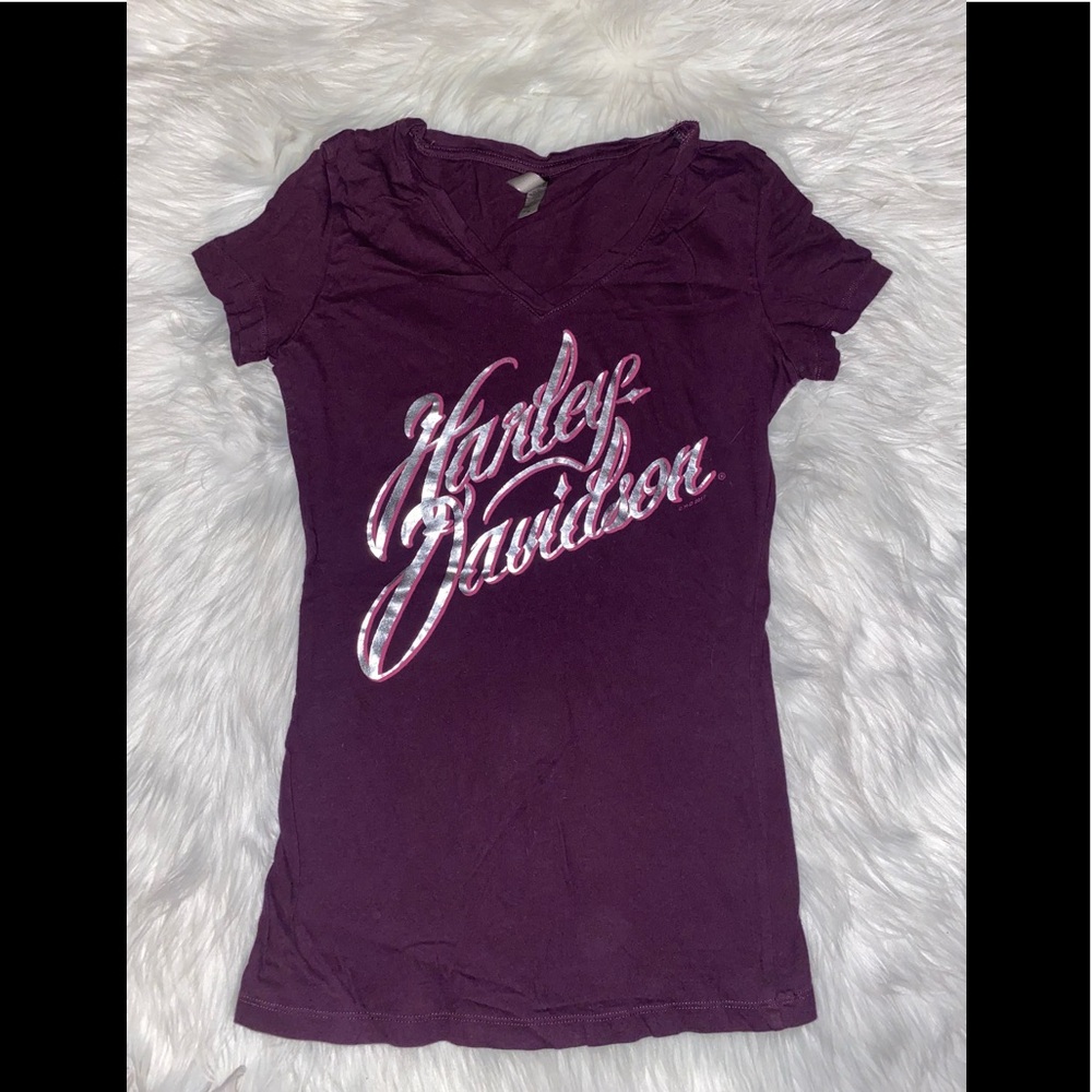 Harley Davidson Ladies Vneck Foil graphic Tee- Medium fits like a Small